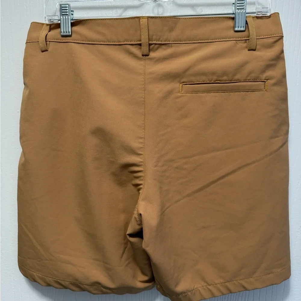 Day & Age Victory Golf Tan Shorts Size 30